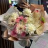 Авторский букет из роз, гербер и антуриума