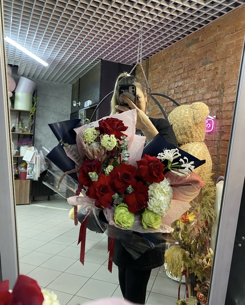 2024-04-29 14-26-26 (1) Букет свежесть с эквадорскими розами